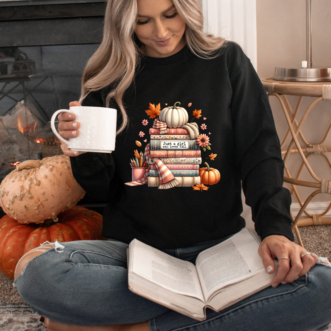 Just a girl who loves fall - Sweater