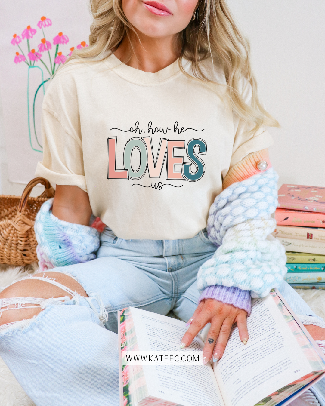 Oh How He Loves Us - Tshirt