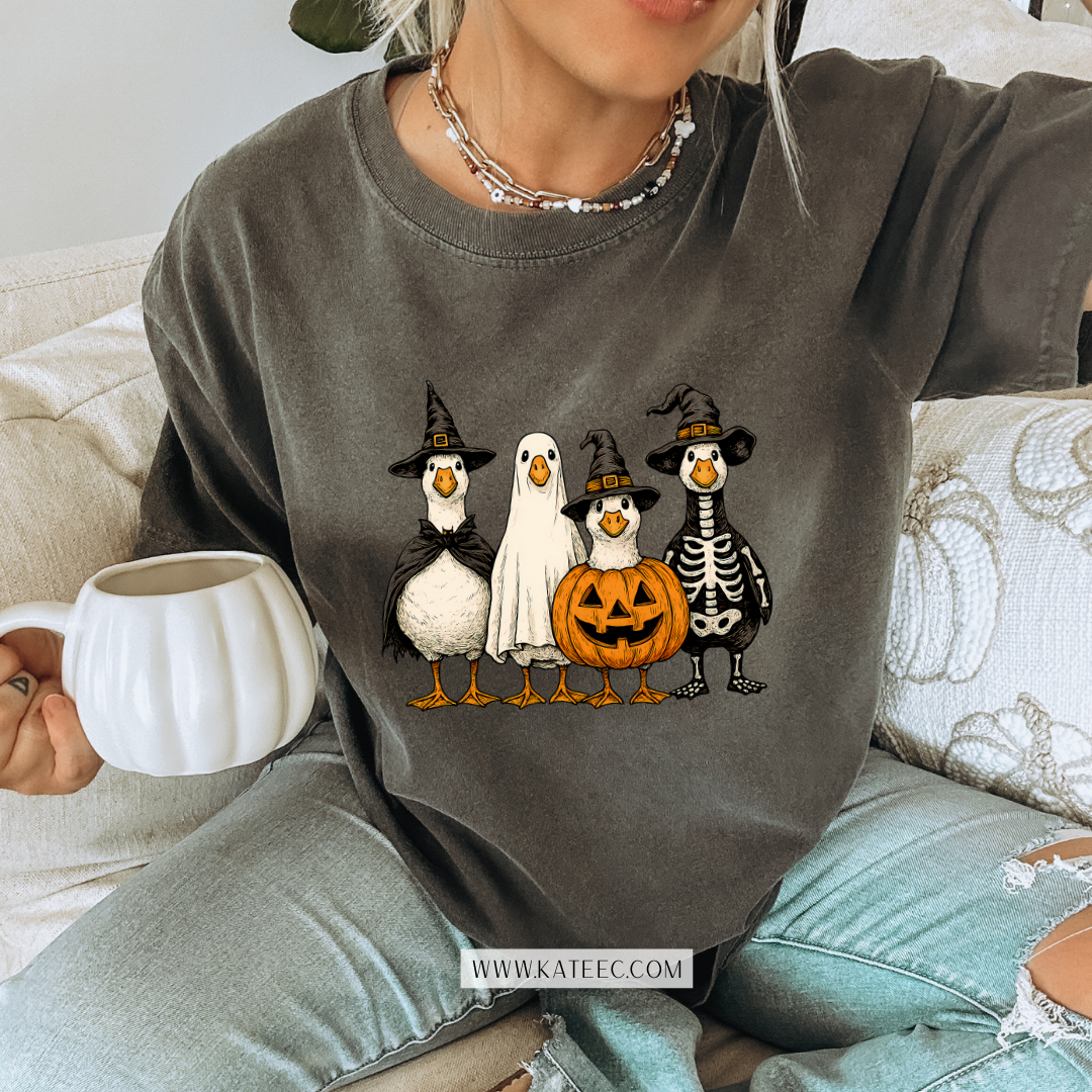Halloween Goose - Tshirt